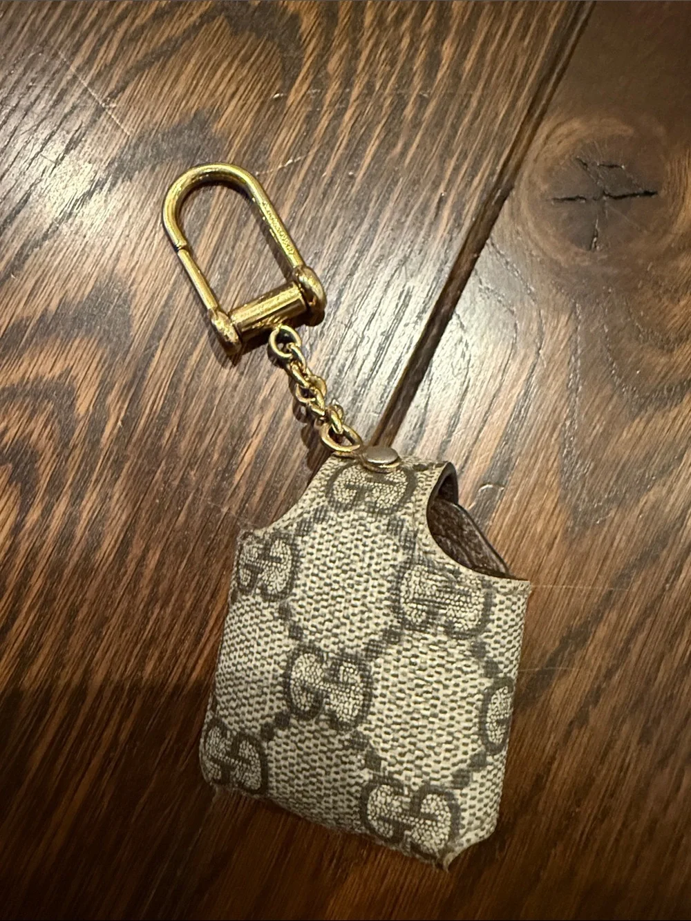 Gucci Beige Monogram Key & Air Pods with Gold Hardware